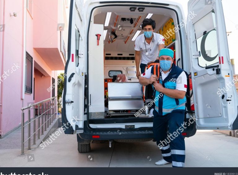 Reglas al acercarse a una ambulancia: deberes y reacción correcta