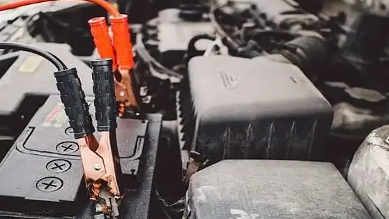 10 señales que indican que es necesario cambiar la batería de tu coche
