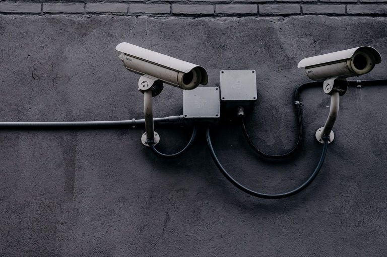 Instala una cámara de seguridad en tu coche para mayor protección