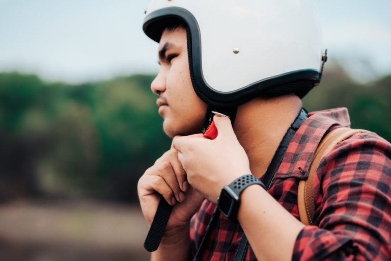 Requisitos y opciones para el carnet de moto de menores de 16 años