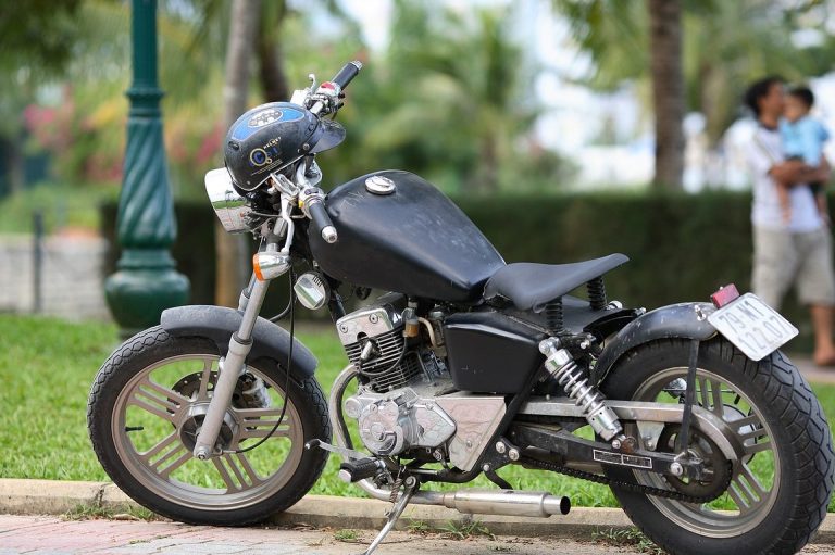 Ventajas de cargar un coche eléctrico: ¡Es gratis y sostenible!