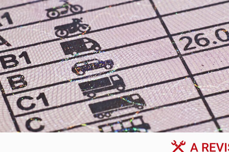 Conducir sin carnet mientras espero el duplicado: guía y consejos