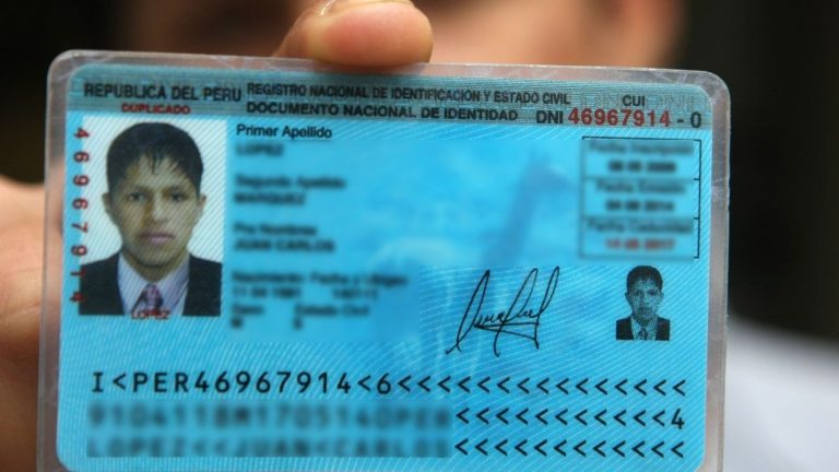 Renovación del carnet de conducir: precios y requisitos en tu país