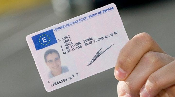 Requisitos para obtener la «L» de conductor novel: lo que necesitas saber