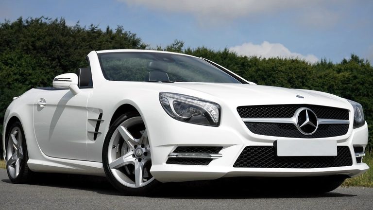 Regulaciones sobre el uso de luces LED en el exterior del coche