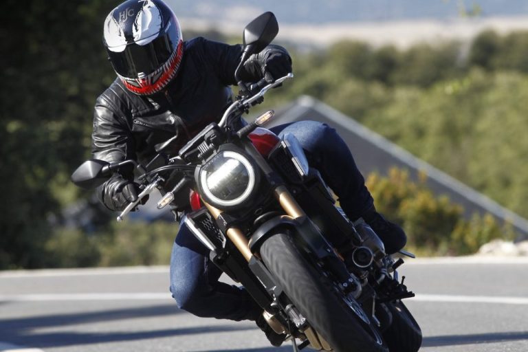Consejos para conducir una moto por primera vez