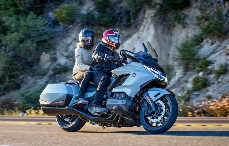 ¡Vive la carretera con tu nuevo compañero de aventuras! Motos A2: requisitos y características