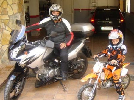 Libertad en la carretera: Motos A2 compatibles para activar tu pasión