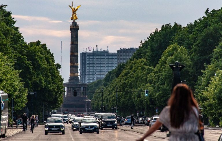 Verifica si has sido multado por tráfico: Guía para comprobar multas