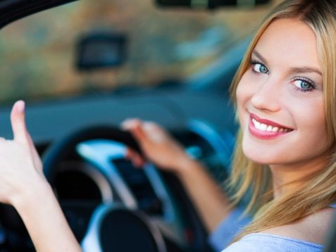 ¡Obtén tu carnet de conducir y disfruta de la libertad al volante!