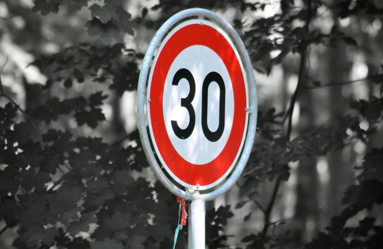 Aumento de límite de velocidad: ¿Beneficio o riesgo vial?