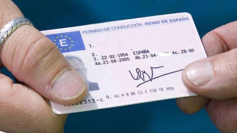 Domina el volante: Guía Completa de Tipos de Carnet B1 y Requisitos