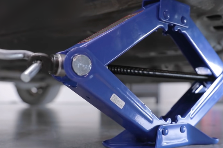 Consejos para usar correctamente las luces antiniebla en tu vehículo